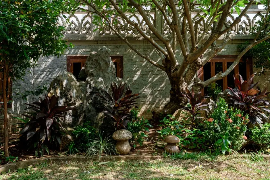 Greens & Outdoors at RUSTOMJEE 28HQ, Prabhadevi, Mumbai